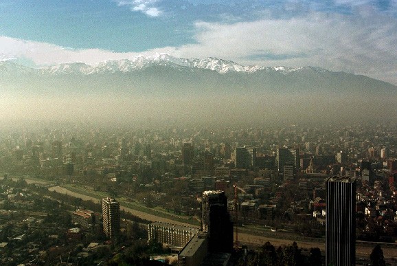 Santiago es declarado zona saturada por material particulado 2,5