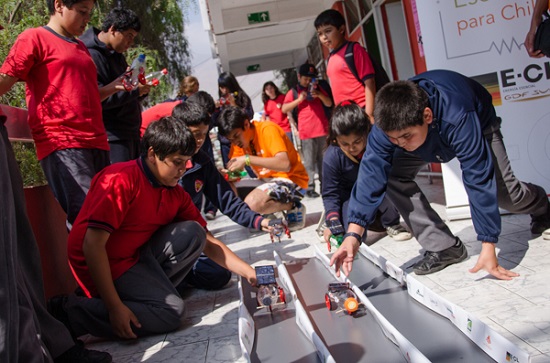 Autos solares miniatura se tomarán la Municipalidad Puente Alto