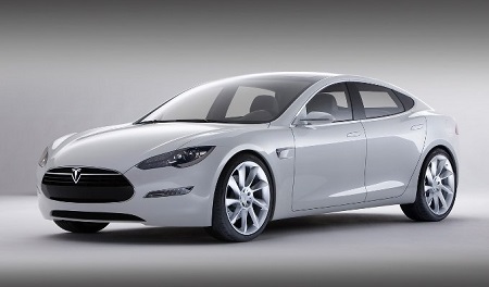 Tesla: Auto eléctrico de bajo costo suma 276 mil reservas