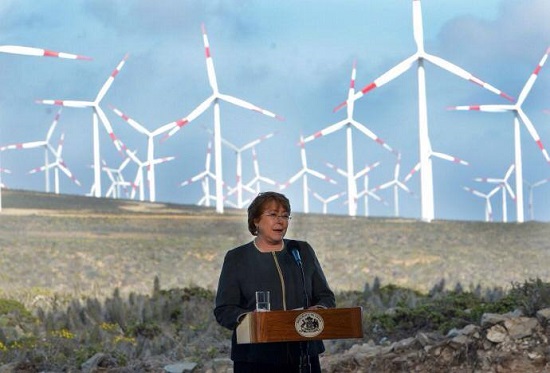 Presidenta Bachelet inaugura en Ovalle el parque eólico más grande del país