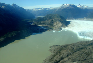 Expertos investigará relación entre vaciamientos de lagos glaciares de la Patagonia y cambio climático