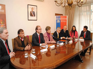 MOP y Codelco firman protocolo para enfrentar desabastecimiento hídrico en Diego de Almagro