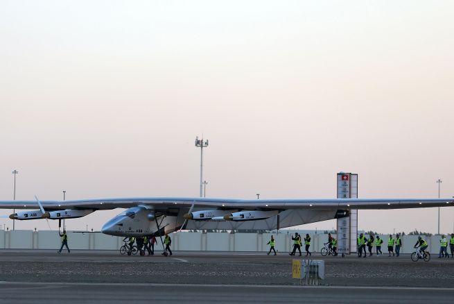 Avión Solar Impulse 2 permanece en Japón a la espera de mejores condiciones climáticas