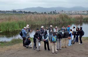 En humedal de Coquimbo Senderos de Chile realizó programa de educación ambiental al aire libre