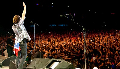 Rock y conciencia ambiental: Documental “Voces del mar” abrirá show de Pearl Jam en el Estadio Nacional