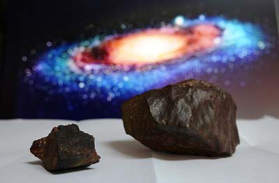Sernageomin analiza dos meteoritos hallados en el desierto de Atacama durante elaboración del Mapa de Geología Básica de Chile