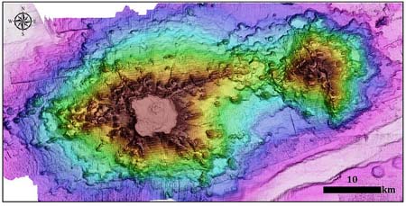 Sernageomin busca desentrañar secretos de volcanes submarinos de la placa de Nazca