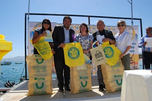 Guanaqueros reduce uso de bolsas plásticas e  inicia campaña para mantener el balneario limpio
