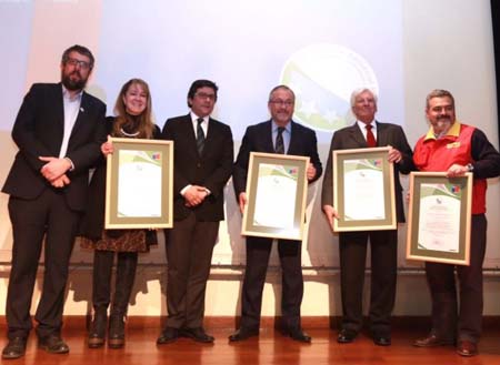 15 municipios de la Región Metropolitana reciben certificación ambiental