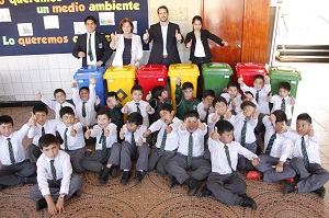 Escuela México de Talcahuano concreta alianza ambiental con empresa portuaria SVTI