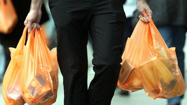 Purranque parte en limpio 2017 y elimina bolsas plásticas del comercio