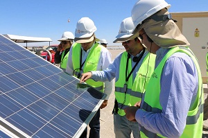 Delegación recorrió el Desierto de Atacama para conocer oportunidades de desarrollo de la industria solar en Chile