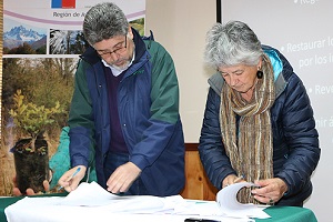 CONAF firma convenio de colaboración con la Universidad Aysén