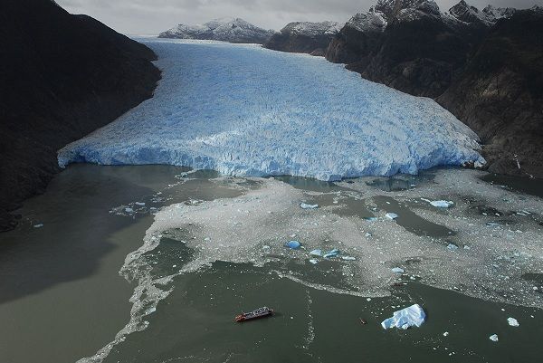 Imágenes de la NASA revelan el impacto climático en glaciares del sur de Chile