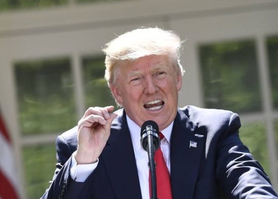 Donald Trump dice que podría volver al Acuerdo de París si no perjudica a EE.UU