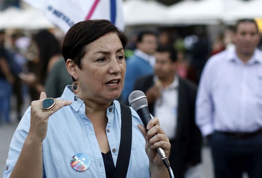 Críticas a contaminación en Puchuncaví marcan visita de Beatriz Sánchez a Valparaíso