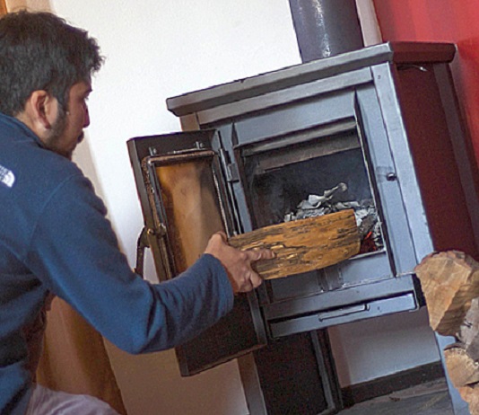 Abren convocatoria para recambio de calefactores a leña en Osorno