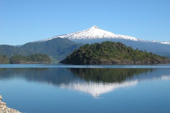 Gobierno evalúa iniciar acciones por grave contaminación en Lago Panguipulli