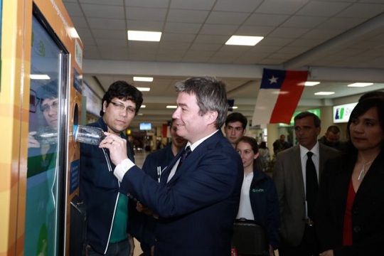 Metro Valparaíso entregará descuentos a pasajeros que reciclen