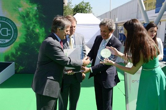 Certifican a Nestlé por convertirse en la primera empresa en Chile en abastecerse 100% con ERNC