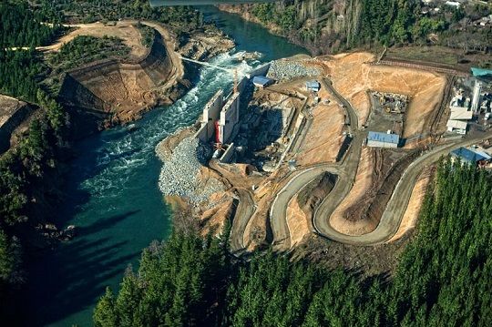 Vecinos del río Laja presentaron una demanda por daño ambiental contra hidroeléctrica