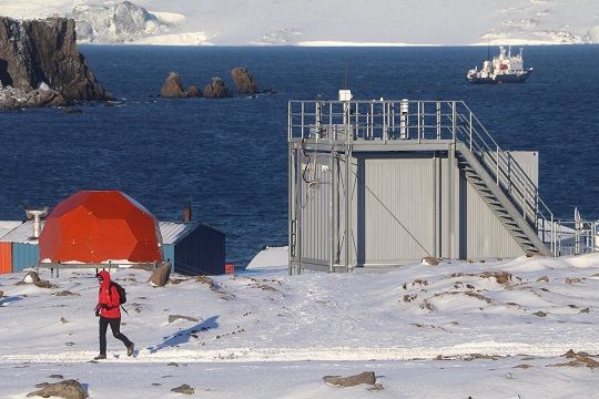 Regresaron de la Antártica los investigadores que estudian el agujero de ozono en invierno