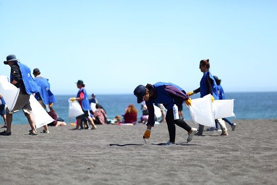 Voluntarios recolectaron más de 900 kilos de residuos en playas del Maule