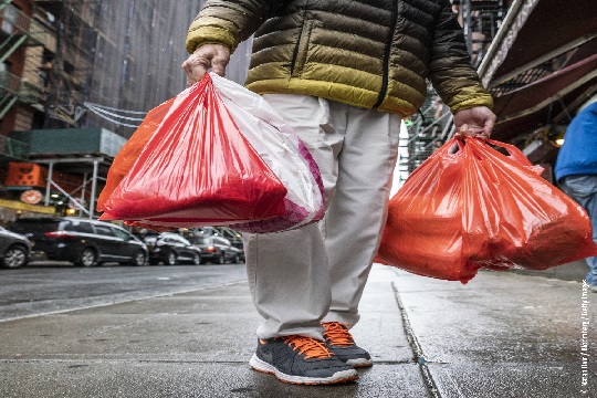 Chile se despide definitivamente de las bolsas plásticas en agosto