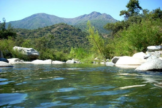 Gobierno anuncia creación de dos nuevos parques nacionales: Río Clarillo y Salar del Huasco