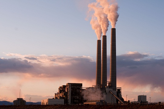 Contaminación por combustibles fósiles provoca más de ocho millones de muertes al año