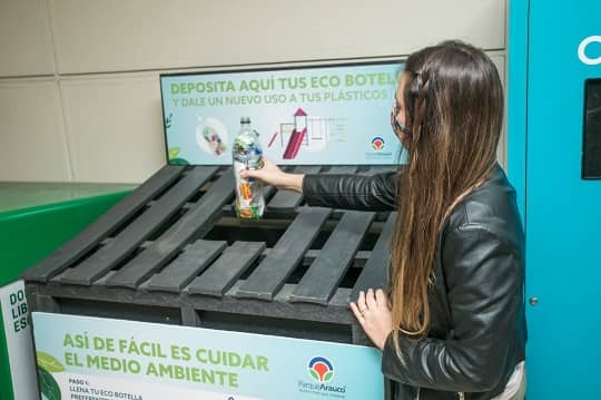 Puntos de acopio para reciclar plásticos “problemáticos» llegan por primera vez a centros comerciales