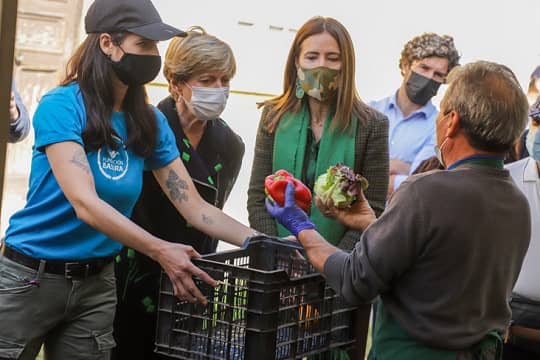 Lanzan proyecto piloto para reducir el desperdicio de alimentos en las ferias libres