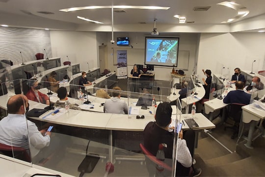 EMUAI realizó seminario sobre electromovilidad con sus principales colaboradores