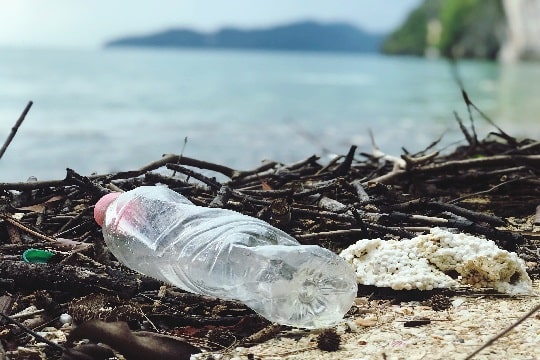 Empresas solicitan a la ONU tratado jurídicamente vinculante sobre contaminación de plásticos