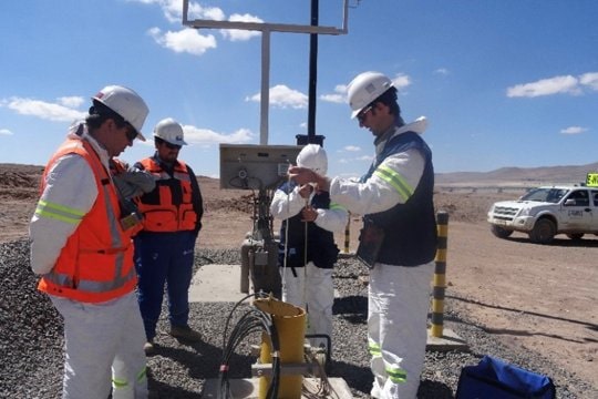 Sancionan a Minera Escondida por $6.600 millones tras daño irreparable en Salar de Atacama