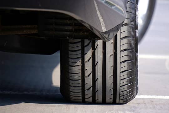 ¿Tratamiento de Neumáticos Fuera de Uso o Economía Circular de Neumáticos?