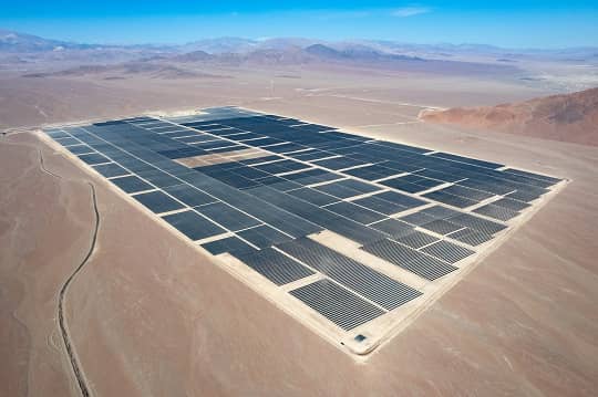 Colbún inaugura parque solar y baterías Diego de Almagro Sur y prepara iniciativas de almacenamiento por más de 800 MW