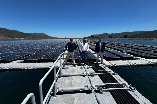Región de O’Higgins: inauguran la planta fotovoltaica flotante más grande del Cono Sur