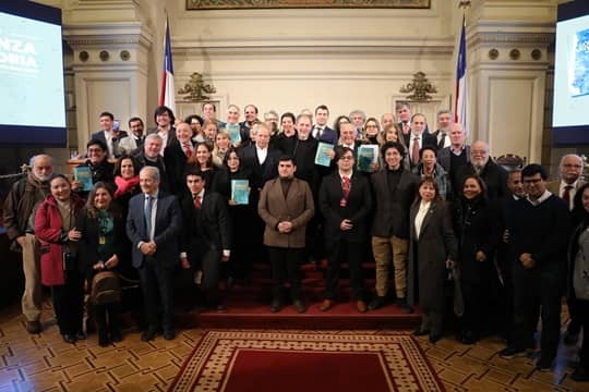 «Gobernanza Anticipatoria»: el libro que propone una nueva Institucionalidad Prospectiva para Chile