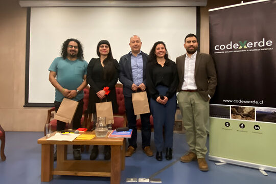 Conversatorio de Sostenibilidad UNAB y Codexverde: expertos debatieron sobre el futuro del transporte en Región de Valparaíso