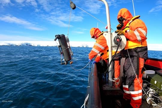 Deshielo de los glaciares aumenta la concentración de metano en aguas antárticas